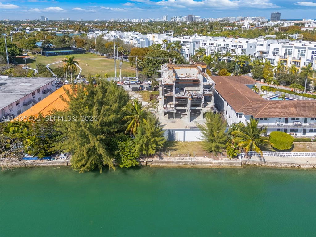 Real estate property located at 10 Shore Dr, Miami-dade, Normandy Golf Course Sub, Miami Beach, FL