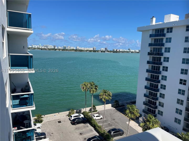 Real estate property located at 7501 Treasure Dr #8A, Miami-dade, Treasures On The Bay Ii C, North Bay Village, FL
