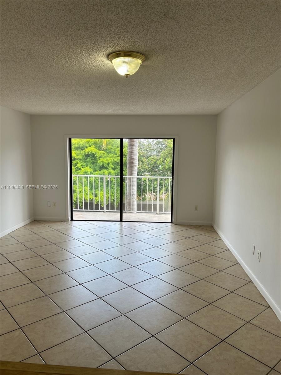 Real estate property located at 9301 92nd Ave #308C, Miami-dade, Wisperwood Village Condo, Miami, FL