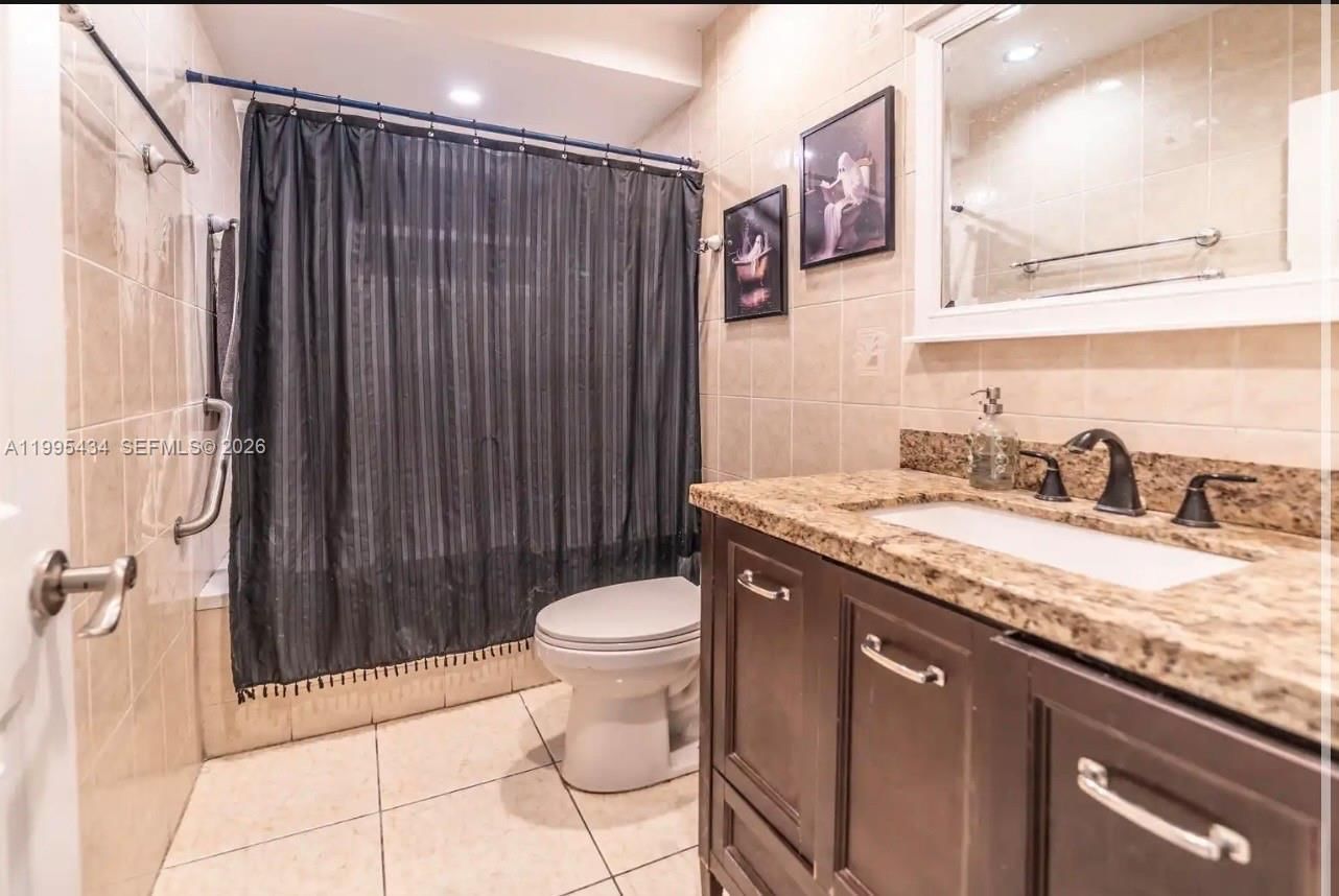 Real estate property located at 6890 57th St, Broward, Everglades Land Sales Co, Davie, FL