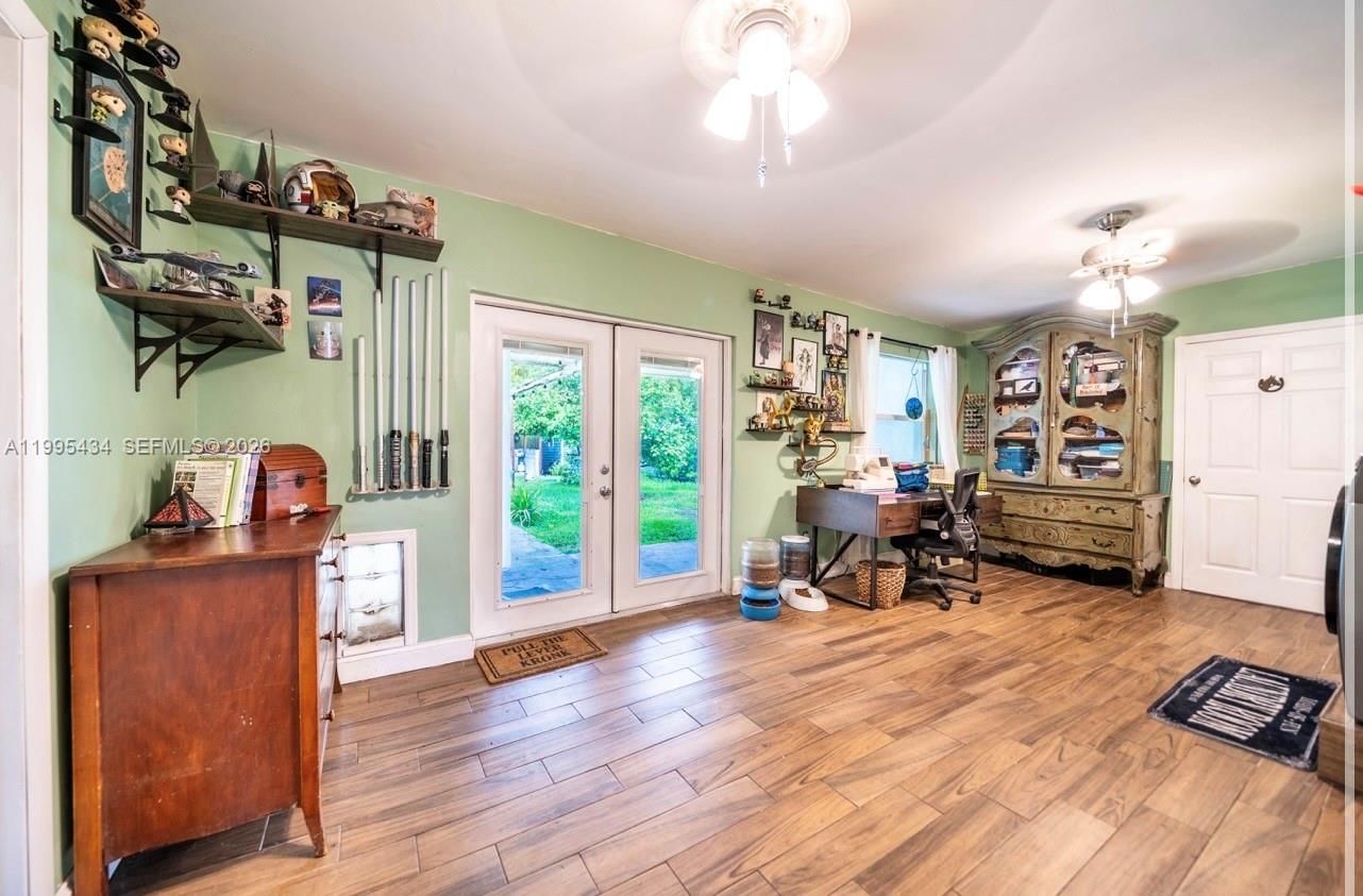 Real estate property located at 6890 57th St, Broward, Everglades Land Sales Co, Davie, FL