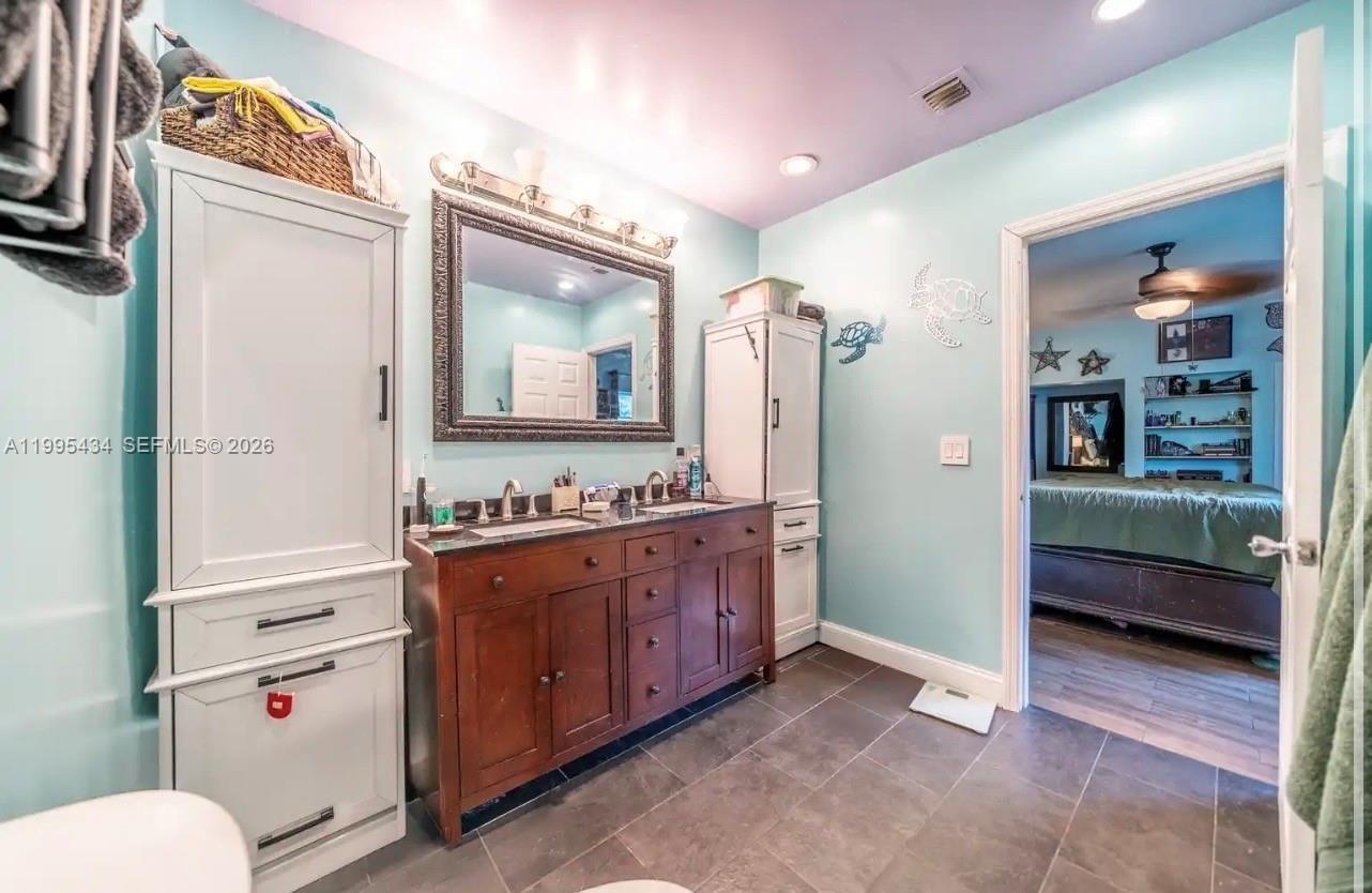 Real estate property located at 6890 57th St, Broward, Everglades Land Sales Co, Davie, FL