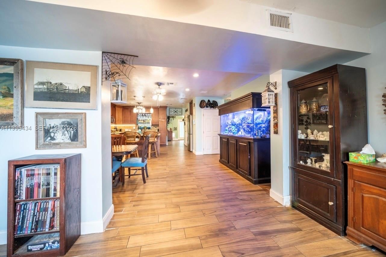 Real estate property located at 6890 57th St, Broward, Everglades Land Sales Co, Davie, FL