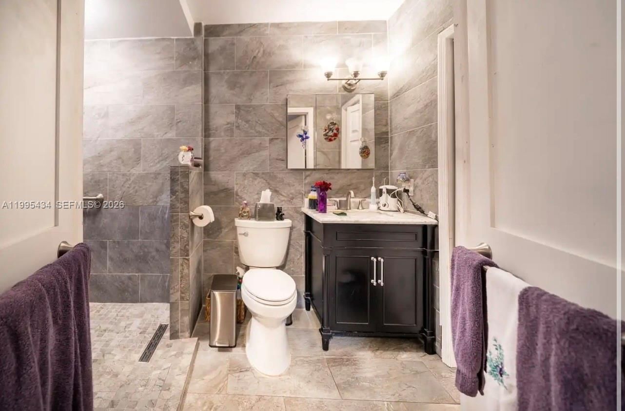 Real estate property located at 6890 57th St, Broward, Everglades Land Sales Co, Davie, FL