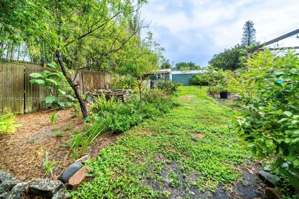 Real estate property located at 6890 57th St, Broward, Everglades Land Sales Co, Davie, FL