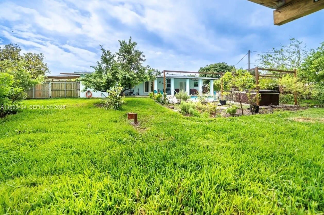 Real estate property located at 6890 57th St, Broward, Everglades Land Sales Co, Davie, FL