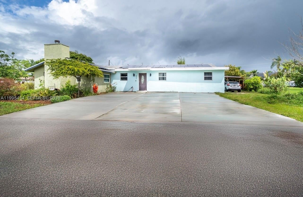Real estate property located at 6890 57th St, Broward, Everglades Land Sales Co, Davie, FL