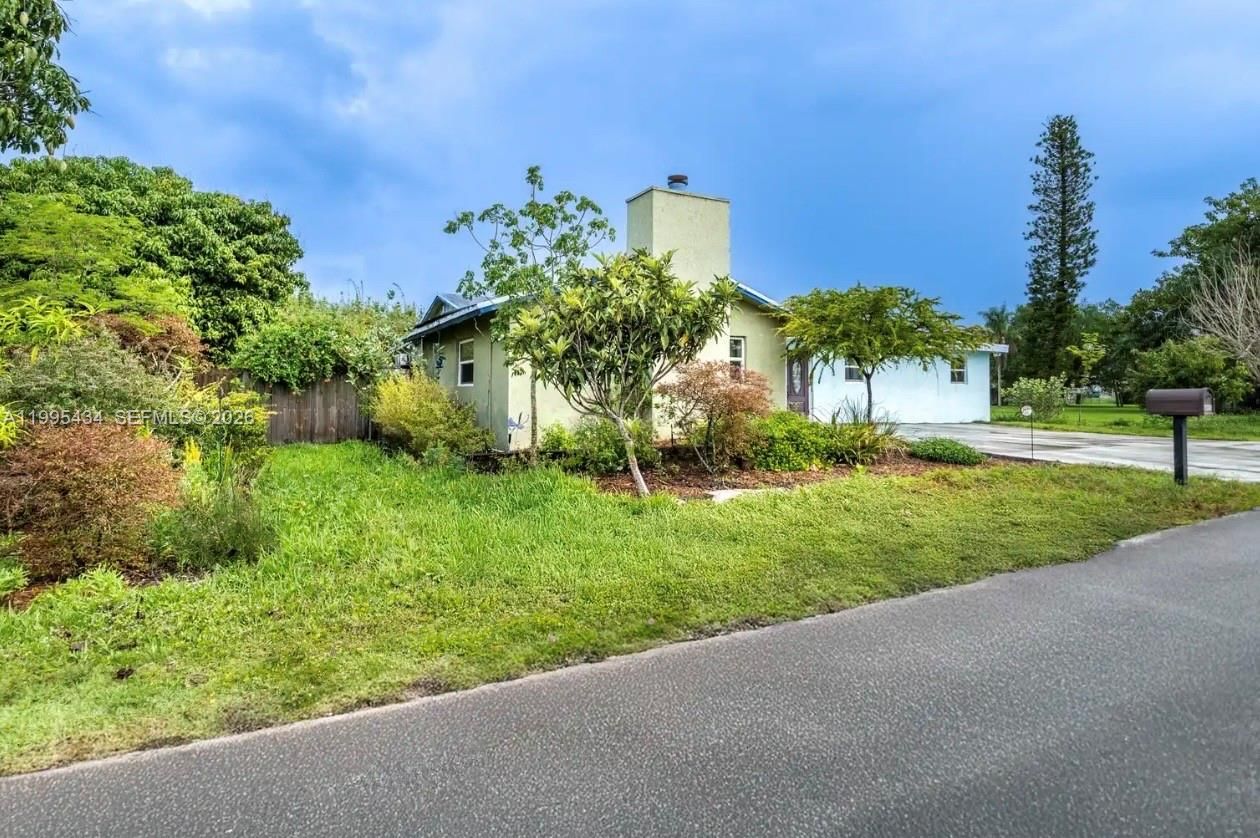 Real estate property located at 6890 57th St, Broward, Everglades Land Sales Co, Davie, FL