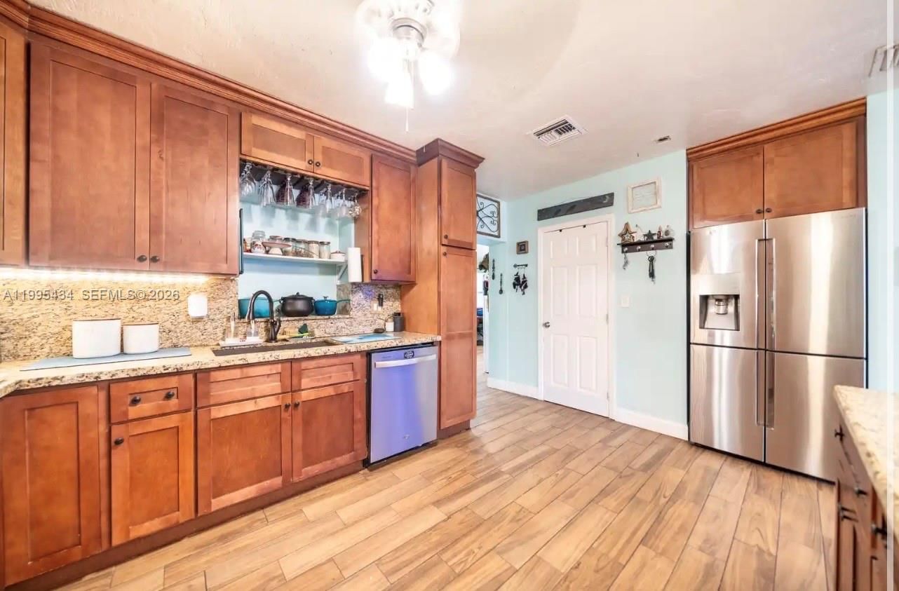 Real estate property located at 6890 57th St, Broward, Everglades Land Sales Co, Davie, FL