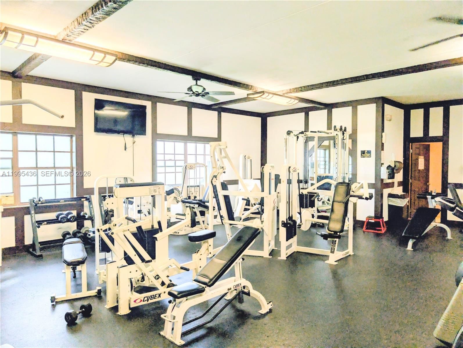 Real estate property located at 3720 Inverrary Dr #1J, Broward, International Village At, Lauderhill, FL