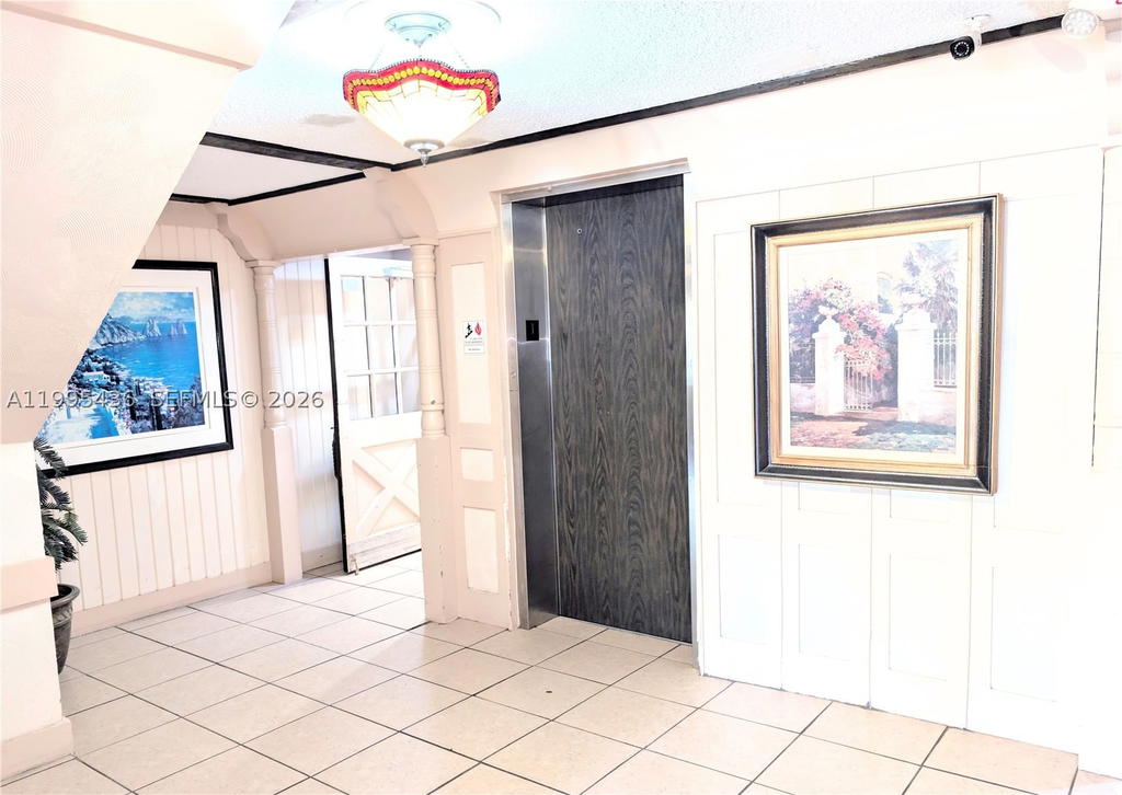 Real estate property located at 3720 Inverrary Dr #1J, Broward, International Village At, Lauderhill, FL