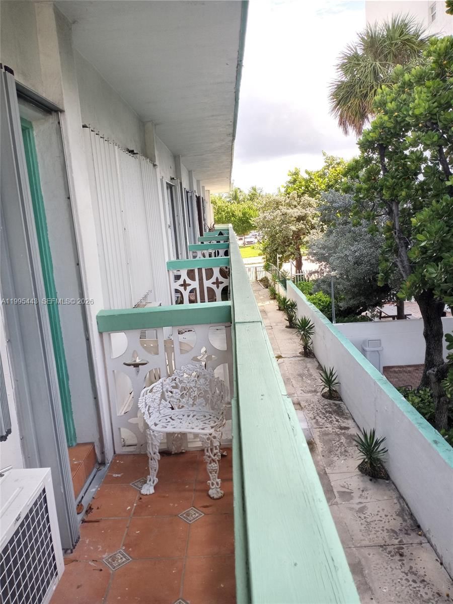 Real estate property located at 6490 Collins Ave #18, Miami-dade, Broadwater Beach Arms I C, Miami Beach, FL