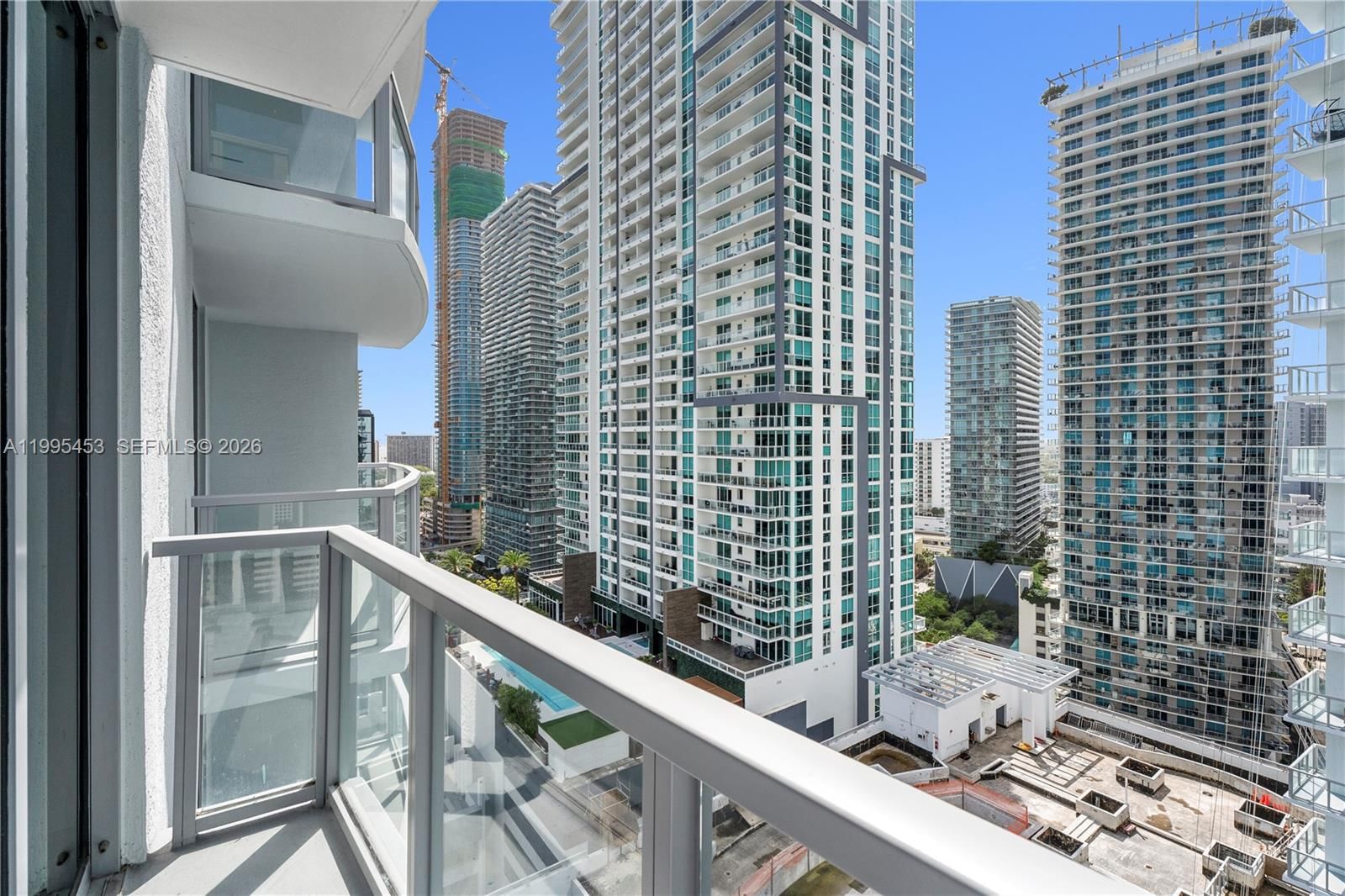 Real estate property located at 1060 Brickell Ave #2117, Miami-dade, 1060 Brickell Condo, Miami, FL