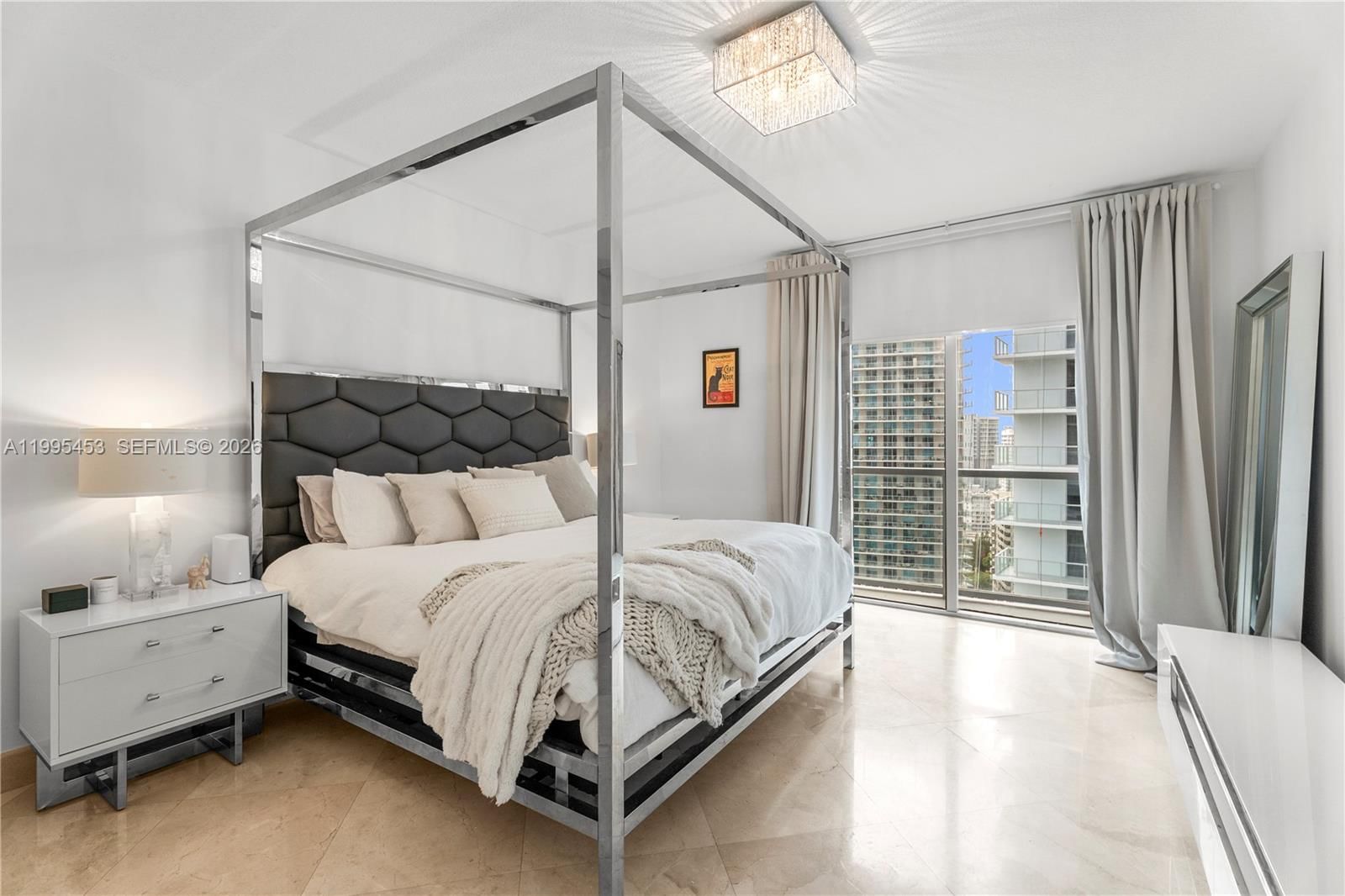 Real estate property located at 1060 Brickell Ave #2117, Miami-dade, 1060 Brickell Condo, Miami, FL