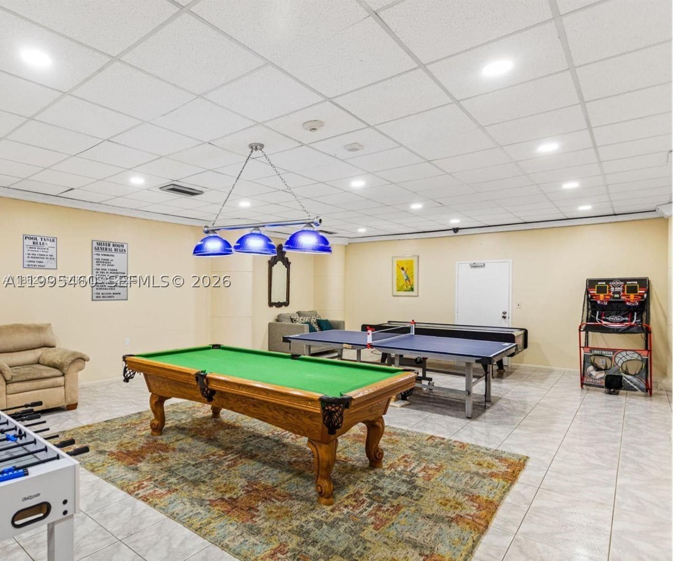 Real estate property located at 3725 Ocean Dr #1221, Broward, Sea Air Towers Condo, Hollywood, FL
