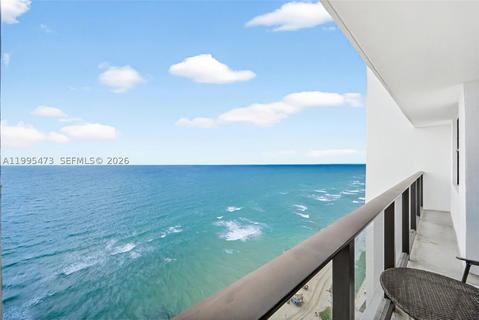 Real estate property located at 2301 Ocean Dr #2302, Broward, Catania Condo, Hollywood, FL