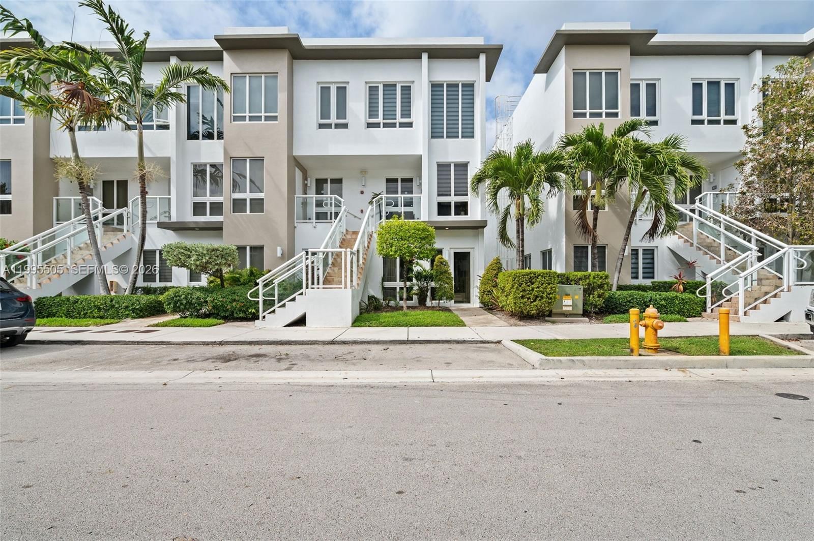 Real estate property located at 10305 63rd Ter #105, Miami-dade, Landmark At Doral Condo, Doral, FL