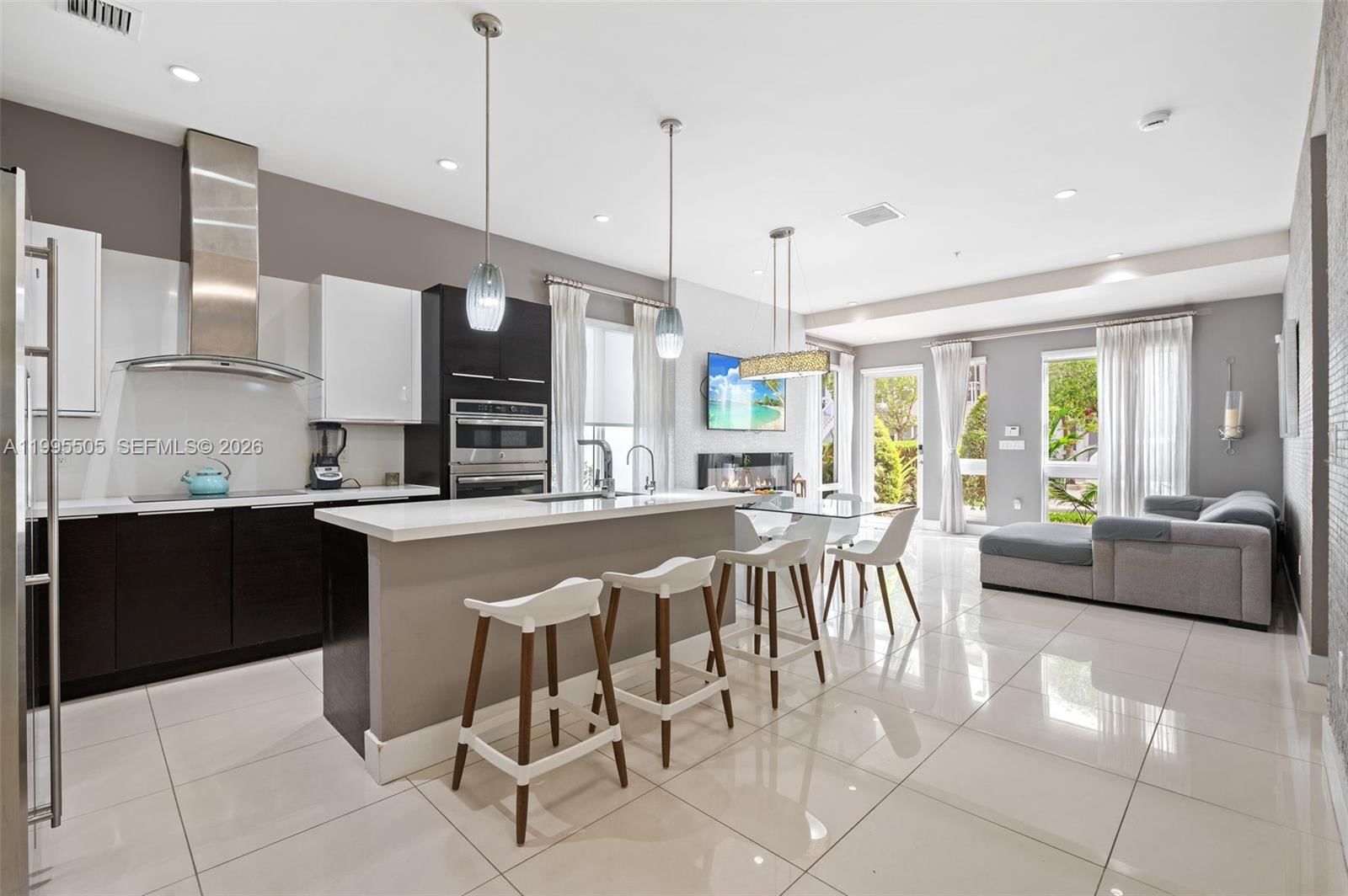 Real estate property located at 10305 63rd Ter #105, Miami-dade, Landmark At Doral Condo, Doral, FL