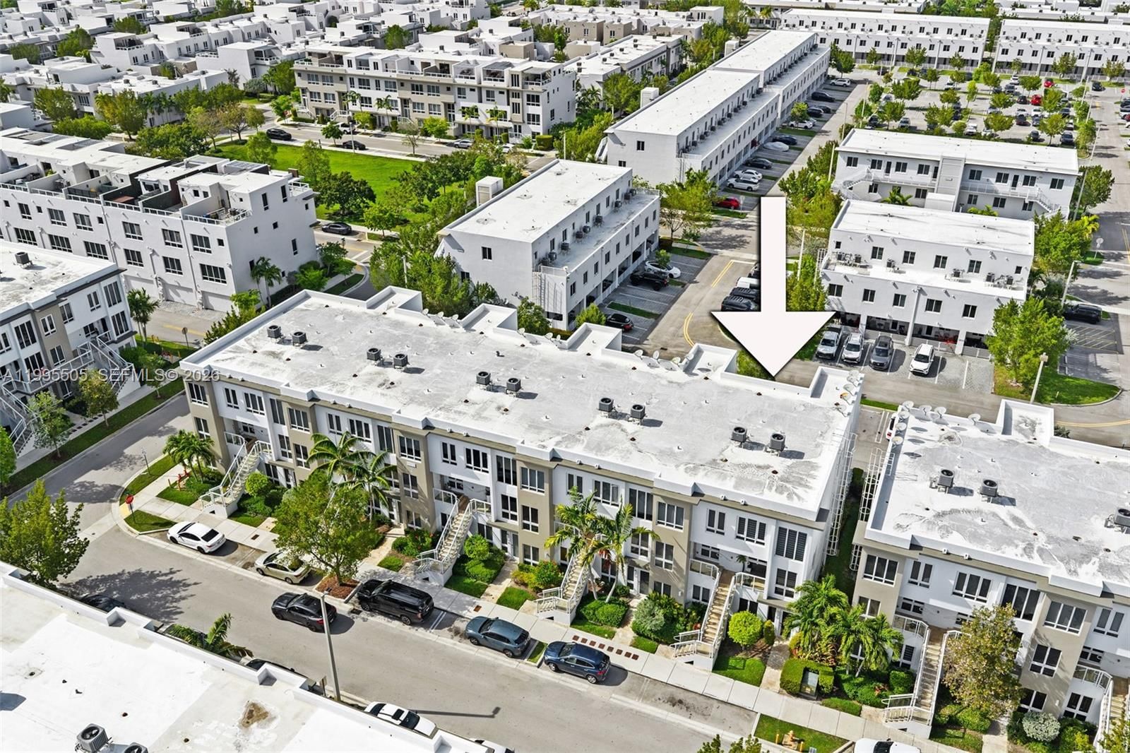 Real estate property located at 10305 63rd Ter #105, Miami-dade, Landmark At Doral Condo, Doral, FL