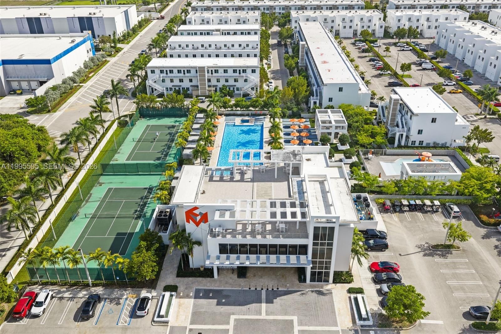 Real estate property located at 10305 63rd Ter #105, Miami-dade, Landmark At Doral Condo, Doral, FL