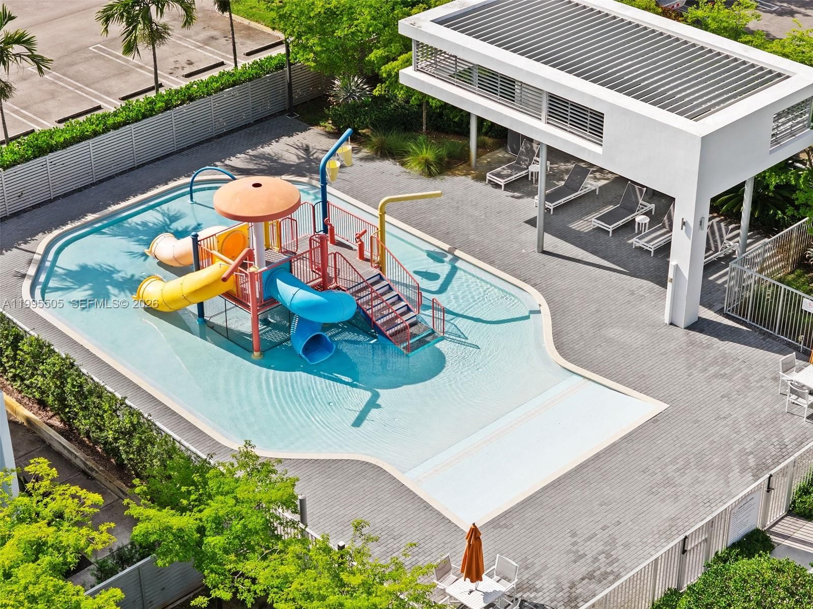 Real estate property located at 10305 63rd Ter #105, Miami-dade, Landmark At Doral Condo, Doral, FL