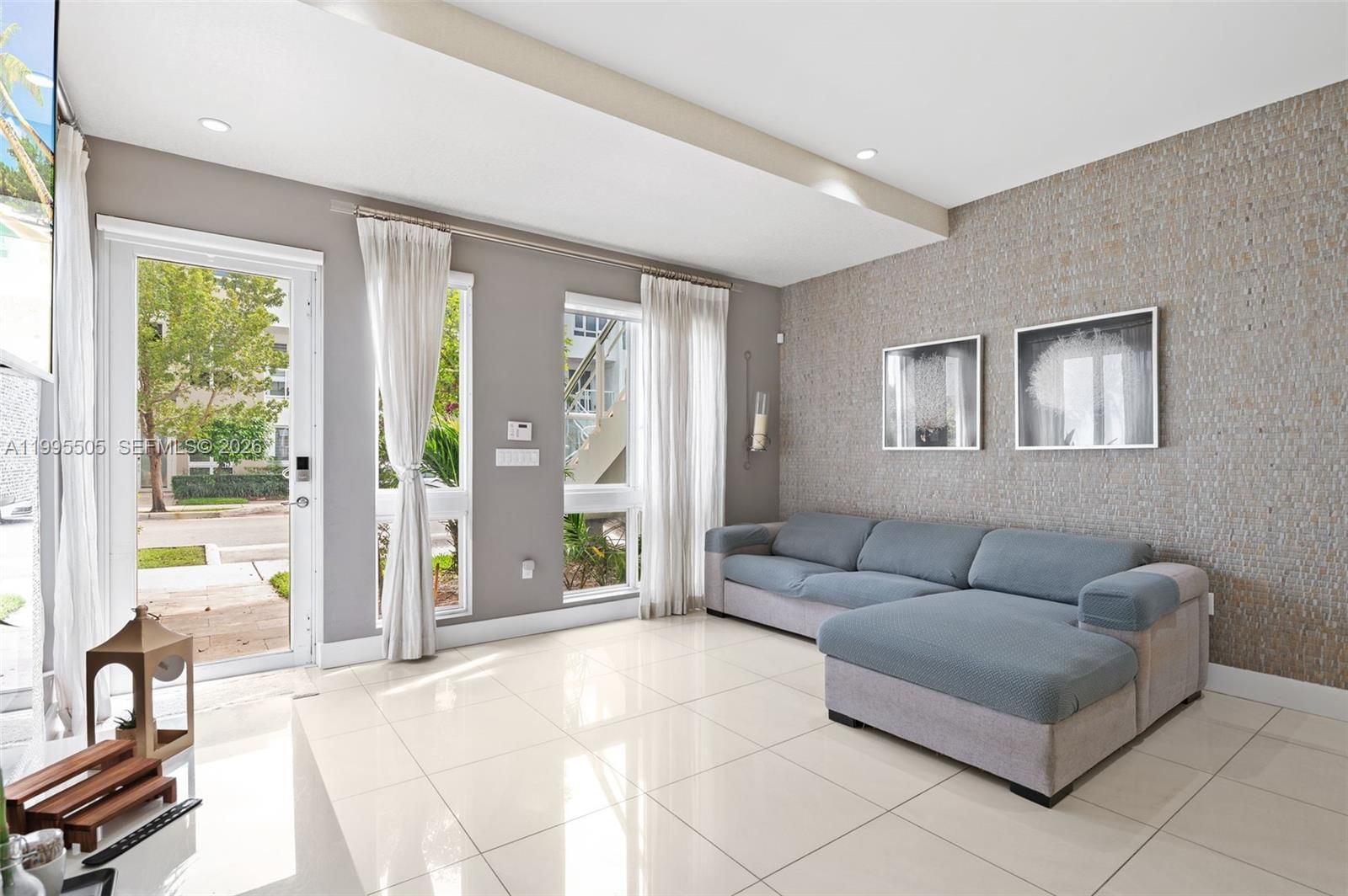 Real estate property located at 10305 63rd Ter #105, Miami-dade, Landmark At Doral Condo, Doral, FL