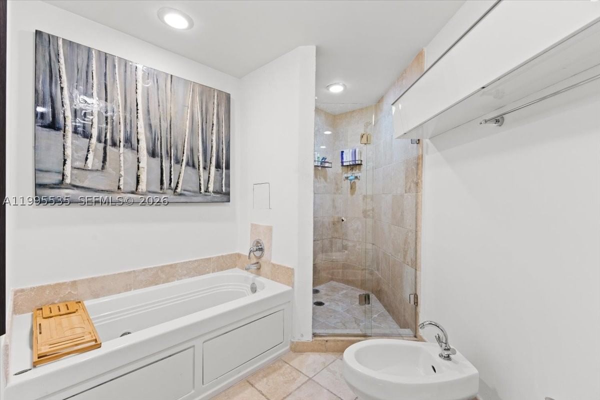Real estate property located at 18201 Collins Ave #601A, Miami-dade, Trump Royale Condo, Sunny Isles Beach, FL