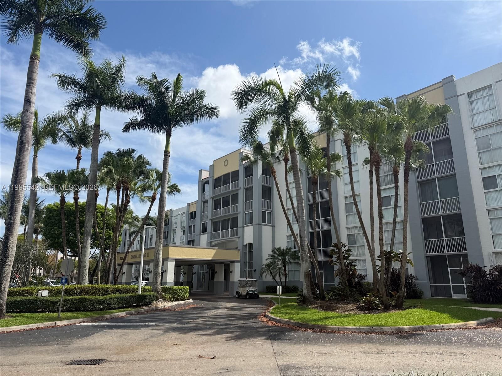 Real estate property located at 9725 52nd St #111, Miami-dade, Doral House Condo No 3, Doral, FL