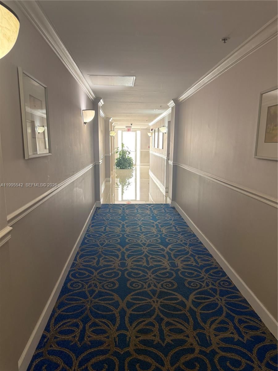 Real estate property located at 9725 52nd St #111, Miami-dade, Doral House Condo No 3, Doral, FL