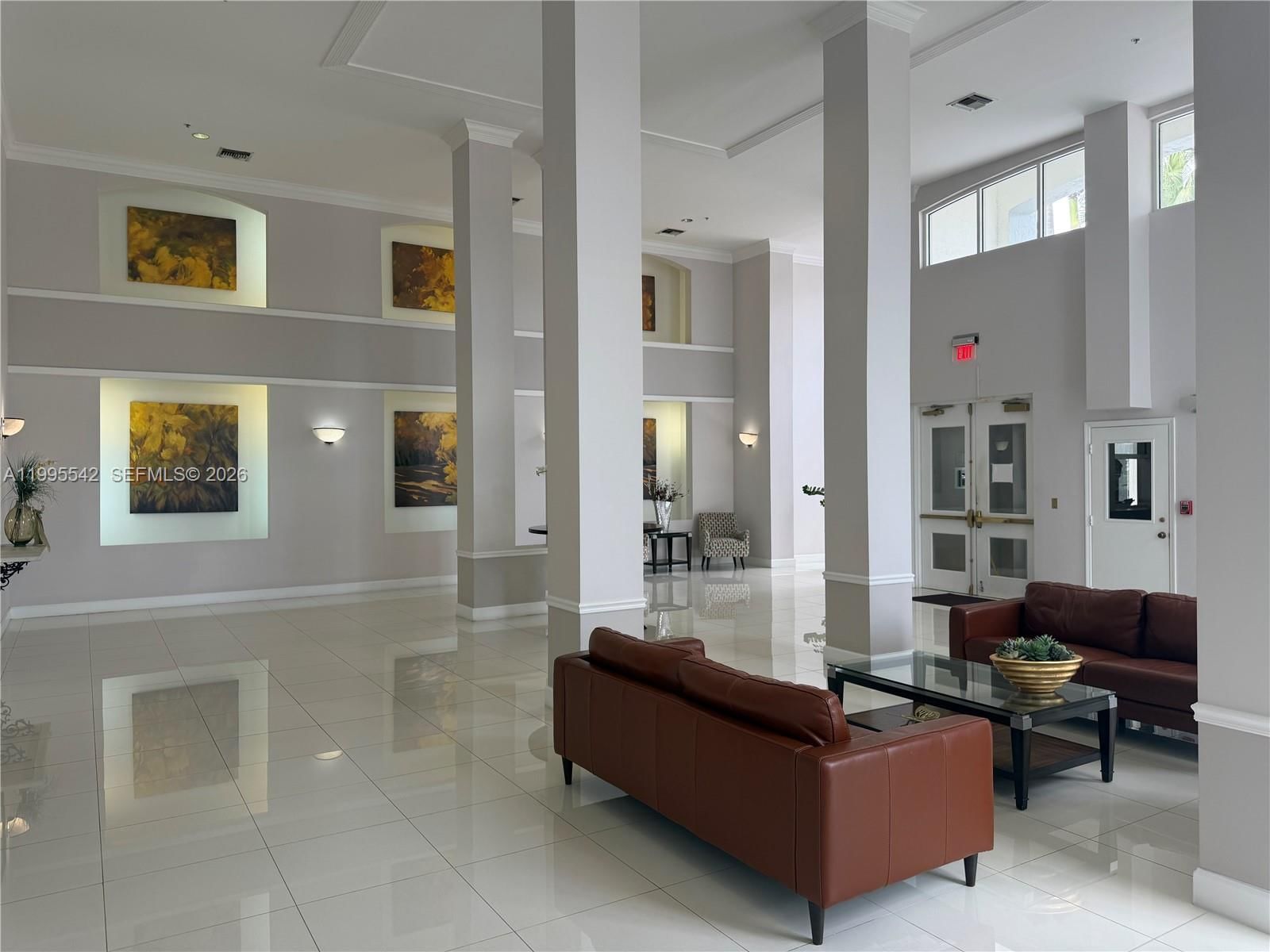 Real estate property located at 9725 52nd St #111, Miami-dade, Doral House Condo No 3, Doral, FL