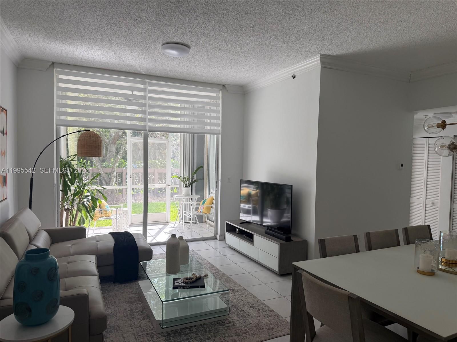 Real estate property located at 9725 52nd St #111, Miami-dade, Doral House Condo No 3, Doral, FL