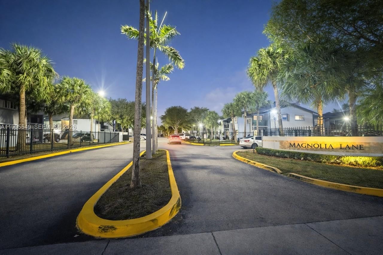 Real estate property located at 7423 152ND AVE #10-103, Miami-dade, Magnolia Lane Condo, Miami, FL