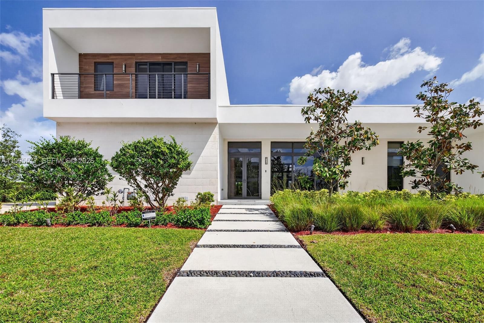 Real estate property located at 16709 Botaniko Drive North, Broward, Weston Estates, Weston, FL