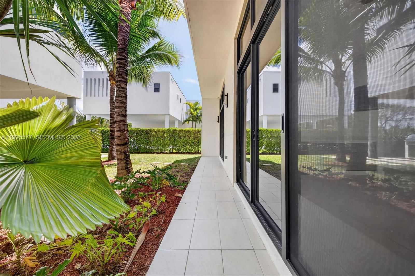 Real estate property located at 16709 Botaniko Drive North, Broward, Weston Estates, Weston, FL