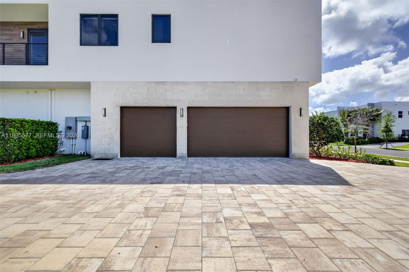 Real estate property located at 16709 Botaniko Drive North, Broward, Weston Estates, Weston, FL