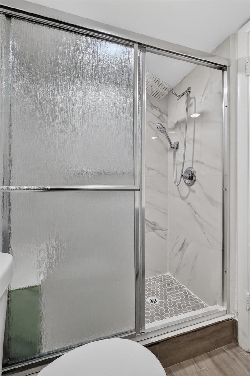 Real estate property located at 275 Gate Rd #104, Broward, Villas At Carriage Hills, Hollywood, FL