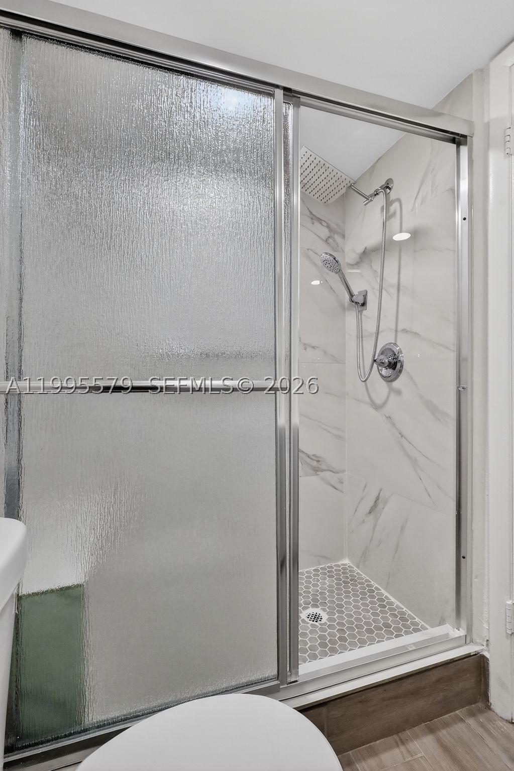 Real estate property located at 275 Gate Rd #104, Broward, Villas At Carriage Hills, Hollywood, FL