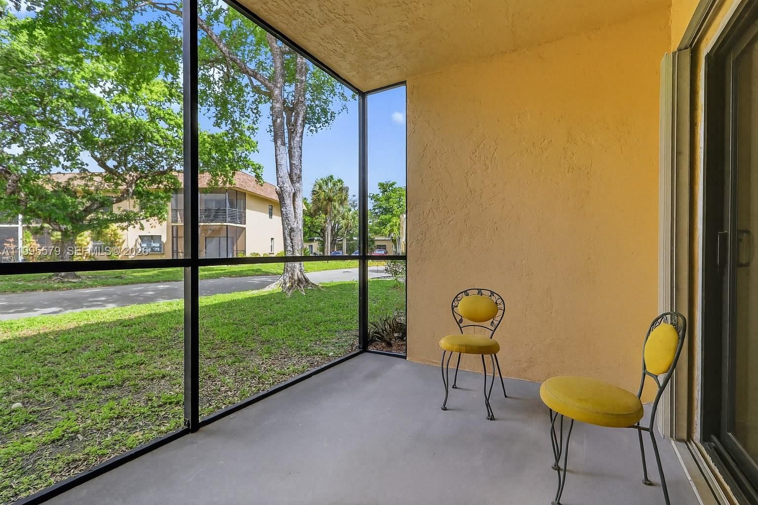 Real estate property located at 275 Gate Rd #104, Broward, Villas At Carriage Hills, Hollywood, FL