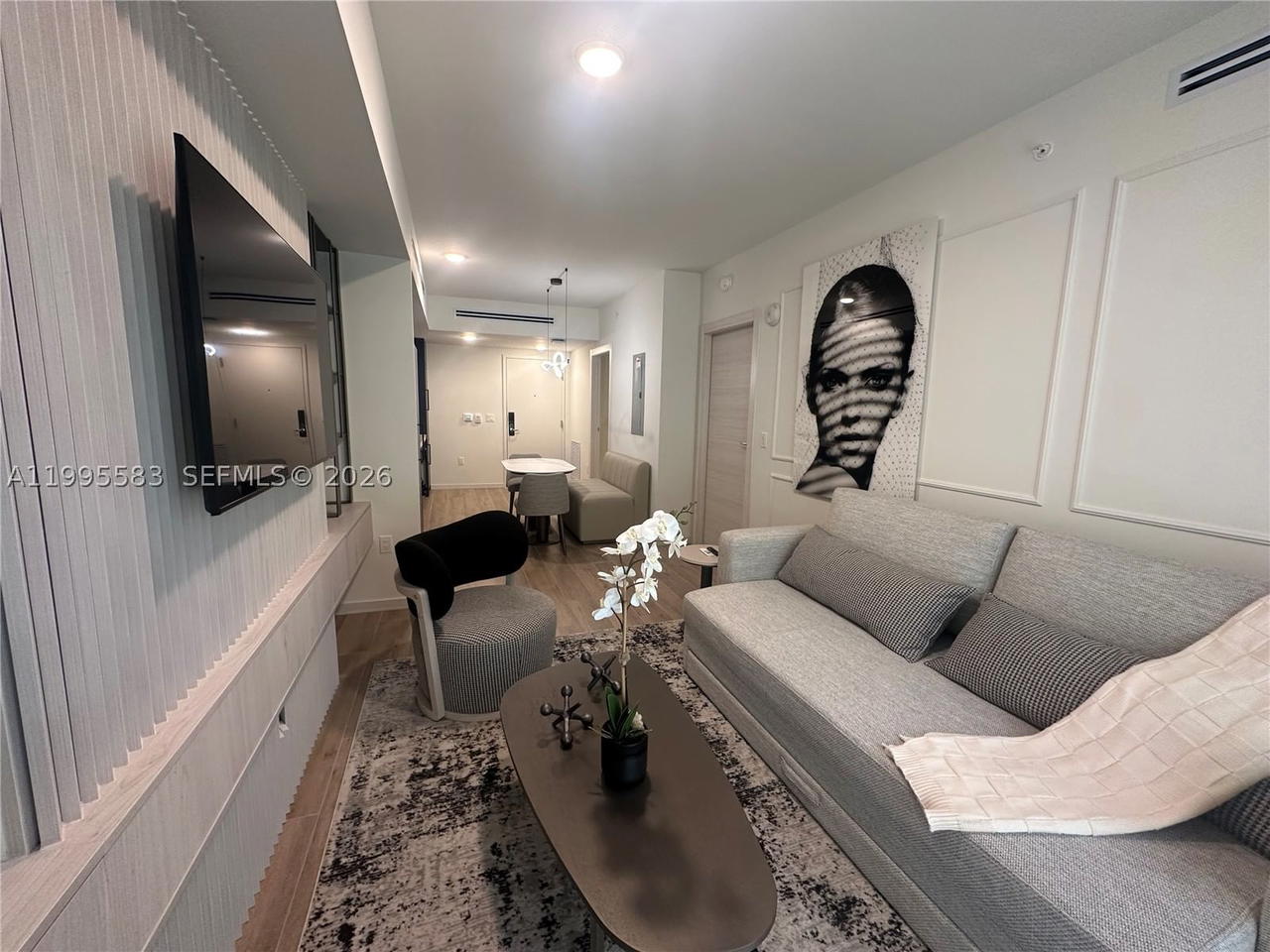 Real estate property located at 4220 Laguna St #308, Miami-dade, The Avenue Coral Gables, Coral Gables, FL