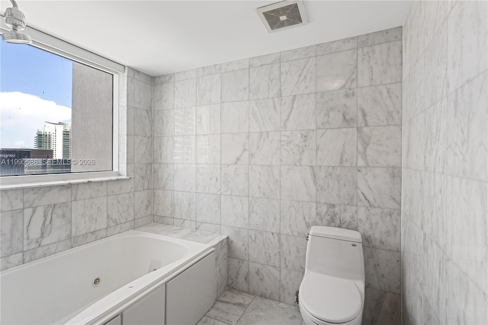 Real estate property located at 1250 Miami Ave #3506, Miami-dade, Vue At Brickell Condo, Miami, FL