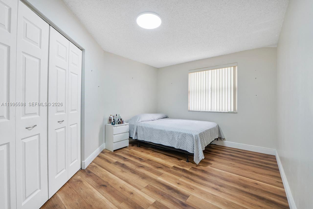 Real estate property located at 9602 8th Cir, Broward, Jacaranda Parcel 218, Plantation, FL