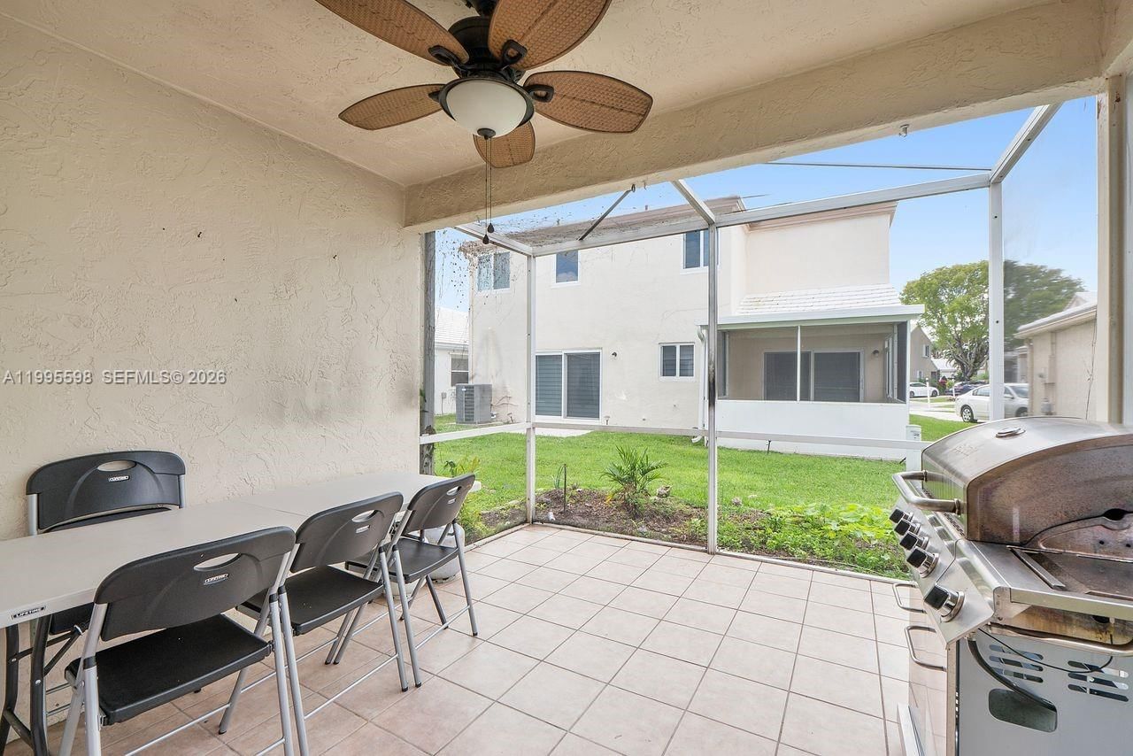 Real estate property located at 9602 8th Cir, Broward, Jacaranda Parcel 218, Plantation, FL