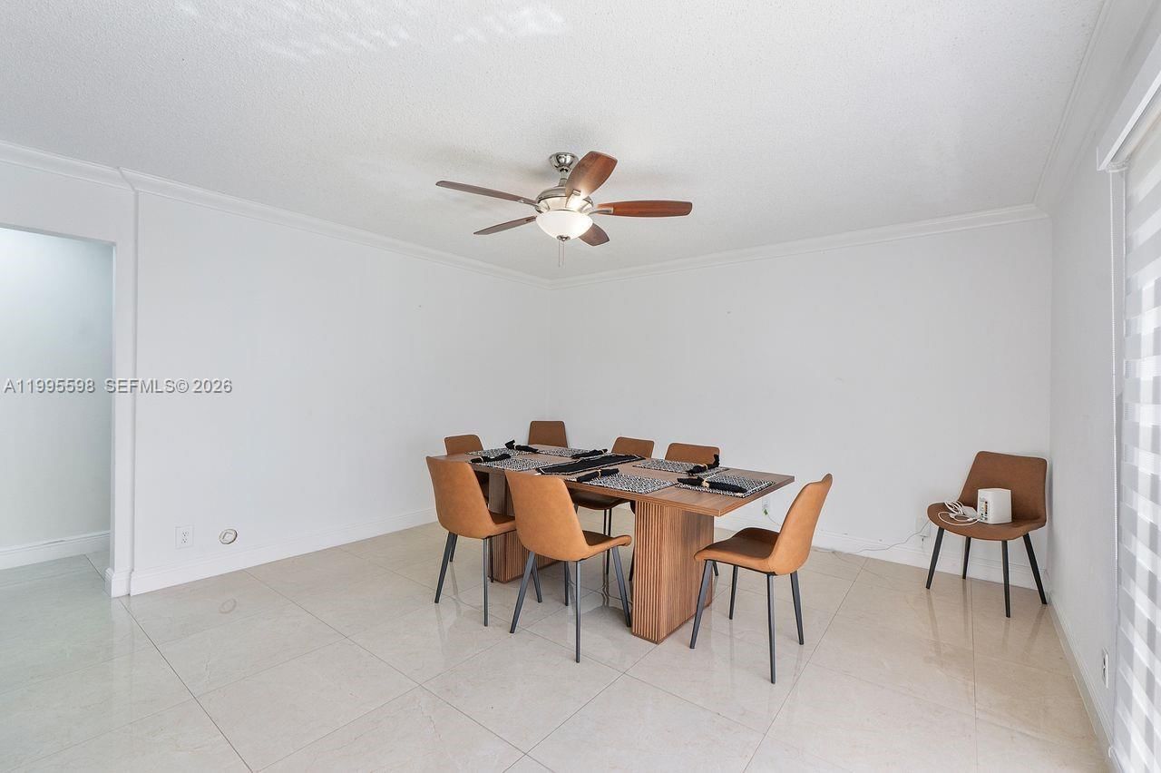 Real estate property located at 9602 8th Cir, Broward, Jacaranda Parcel 218, Plantation, FL