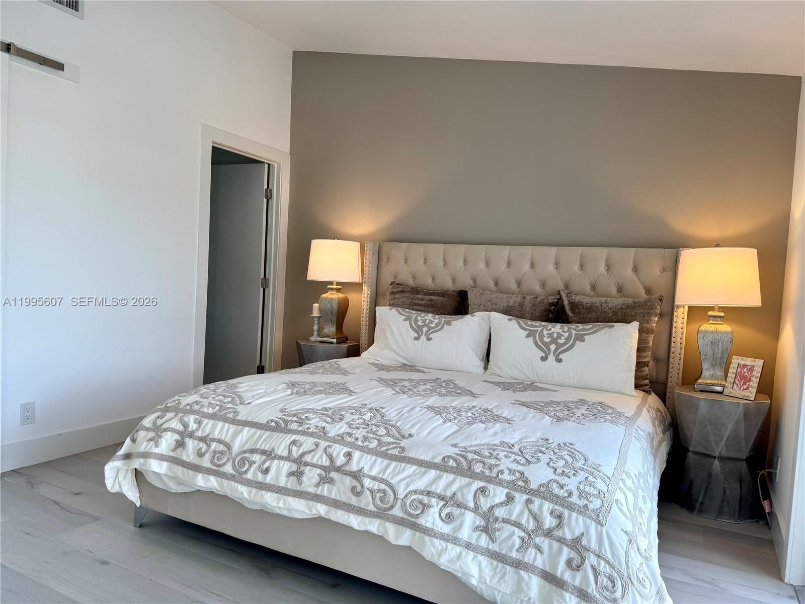 Real estate property located at 2406 Marathon Ln, Broward, Lauderdale Isles No 2-blk, Fort Lauderdale, FL