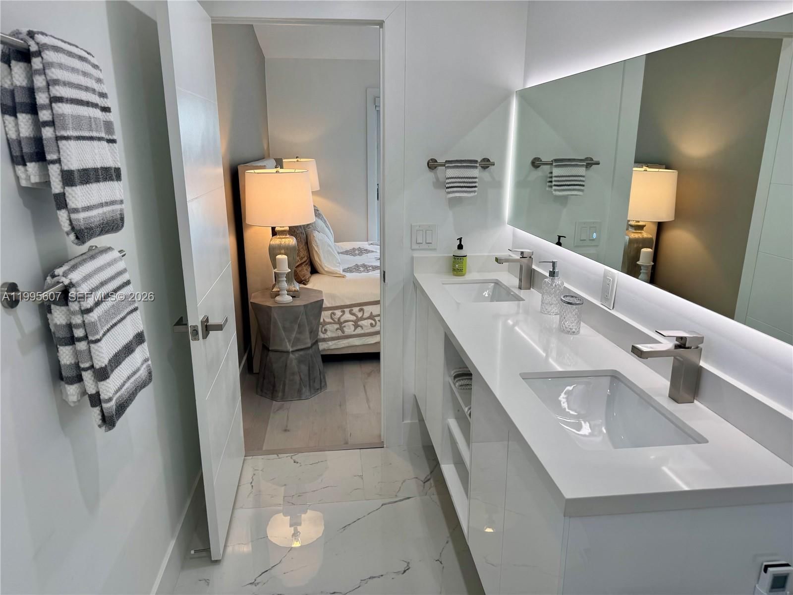 Real estate property located at 2406 Marathon Ln, Broward, Lauderdale Isles No 2-blk, Fort Lauderdale, FL