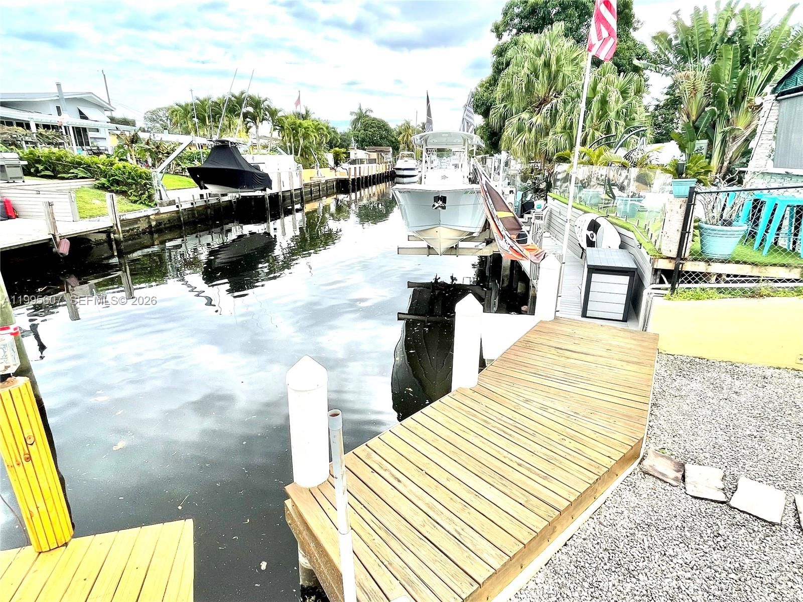 Real estate property located at 2406 Marathon Ln, Broward, Lauderdale Isles No 2-blk, Fort Lauderdale, FL