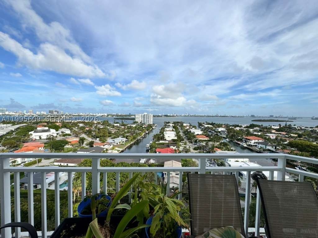 Real estate property located at 2150 Sans Souci Blvd B1605, Miami-dade, Bayview Towers Condo Sout, North Miami, FL