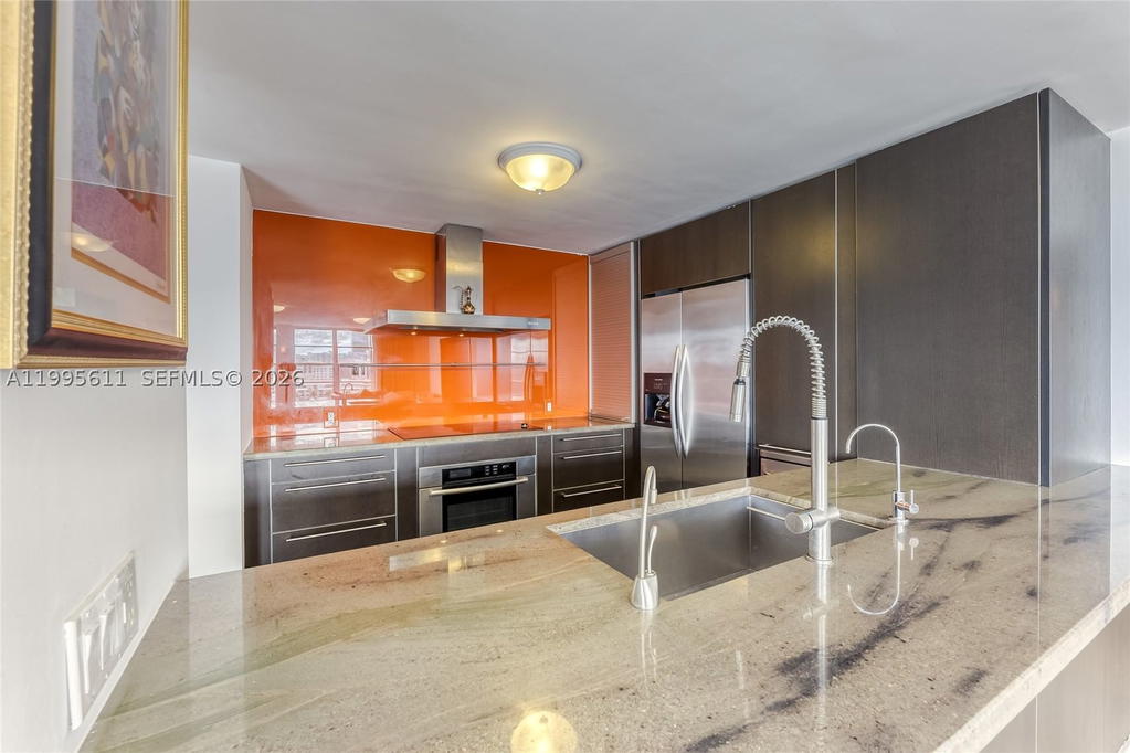 Real estate property located at 3800 Ocean Drive #1606, Broward, Hallmark Of Hollywood Con, Hollywood, FL