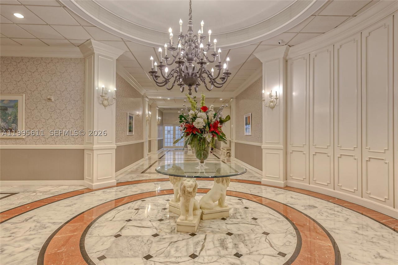 Real estate property located at 3800 Ocean Drive #1606, Broward, Hallmark Of Hollywood Con, Hollywood, FL