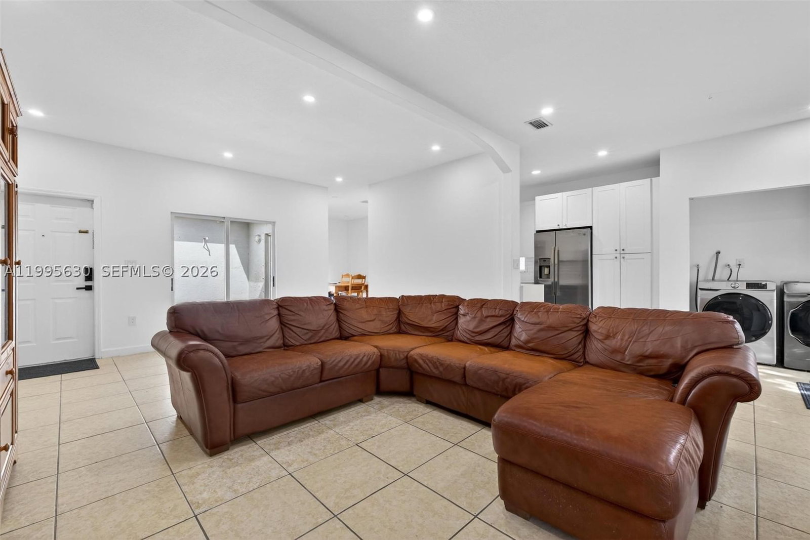 Real estate property located at 1281 41st Pl, Miami-dade, Cristys Homes, Homestead, FL